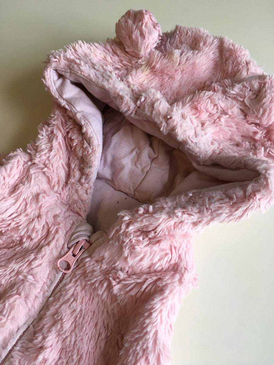 Nutmeg Pink Fluffy Sleeveless Zip up Gilet Jumper with Hood