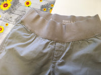 Gap Maternity Khakis Light Brown Under Bump Chino Shorts - Size Maternity XS 6-8